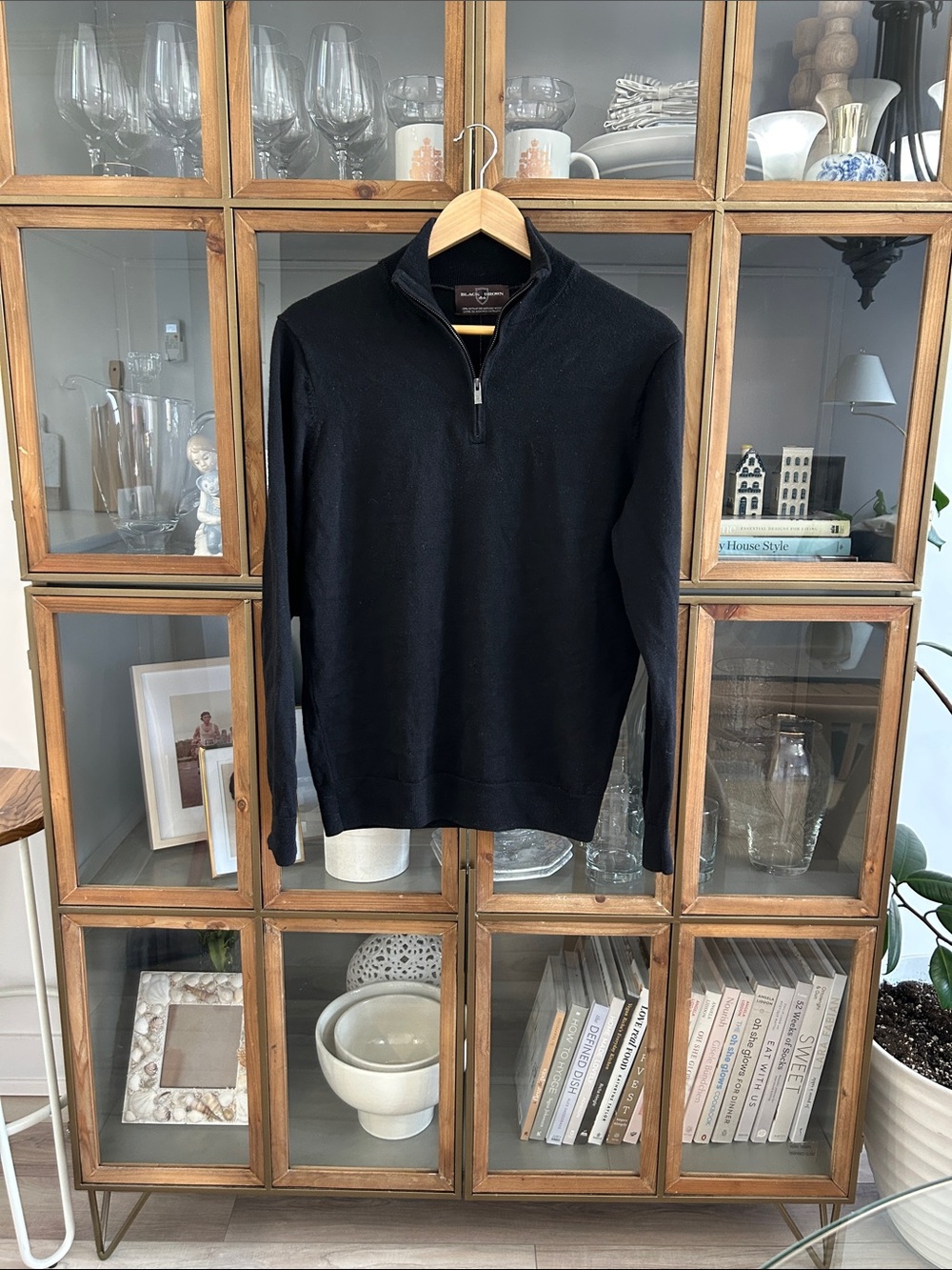 Black Brown 1826 100% Merino Wool Black Quarter-Zip Sweater